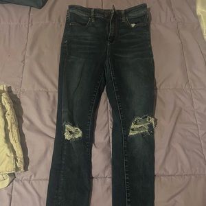 Size 4 dark American eagle blue jeans